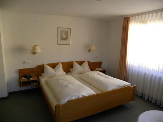 Hotel Restaurant Adler Buehlertal Chambre photo